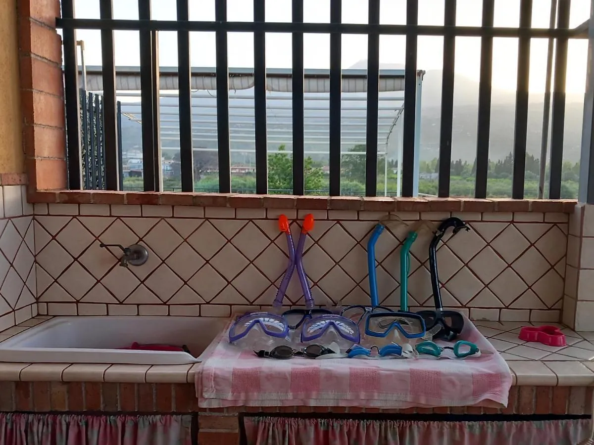 Holiday home Dolphin House Villa Riposto Italy